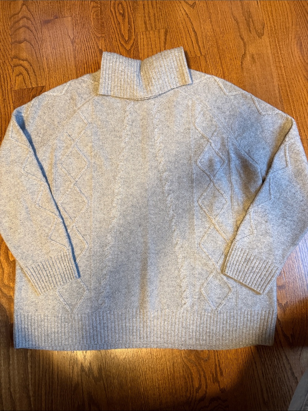 Talbots Pure Cashmere cable knit turtleneck Sweater - Light Gray - size L